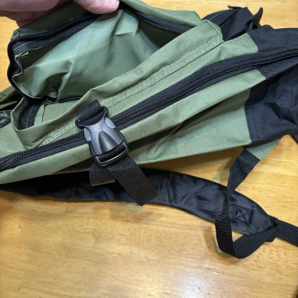Sierra Club Backpack Rucksack Bookbag Olive‎ Green Lightweight 17.5